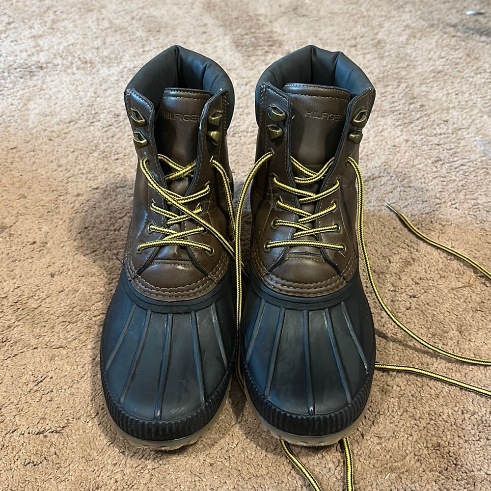 Tommy Hilfiger duck boots